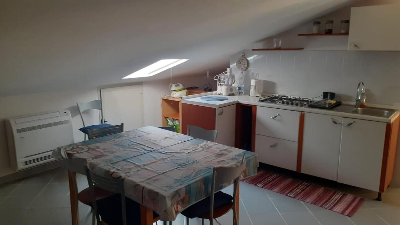 Appartamento Per Vacanze E Brevi Periodi Iun Q2474 Oristano Exterior foto
